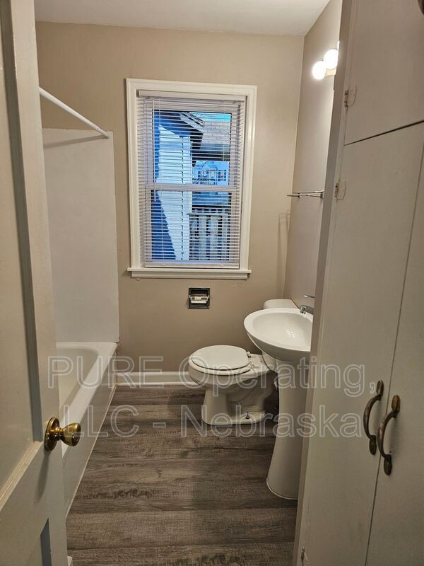 Building Photo - 4602 N 47th St