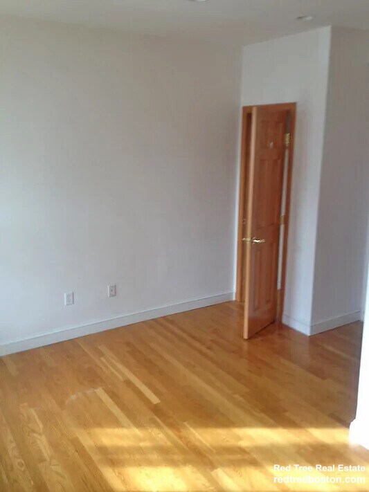 Building Photo - 49 Pearl St