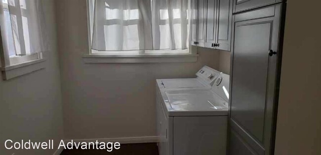 Building Photo - 1 br, 1 bath House - 57 N 200 W
