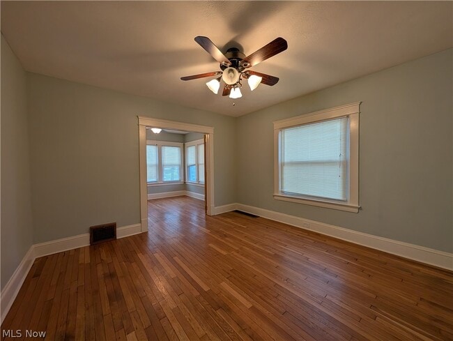 Building Photo - 1560 Coutant Ave