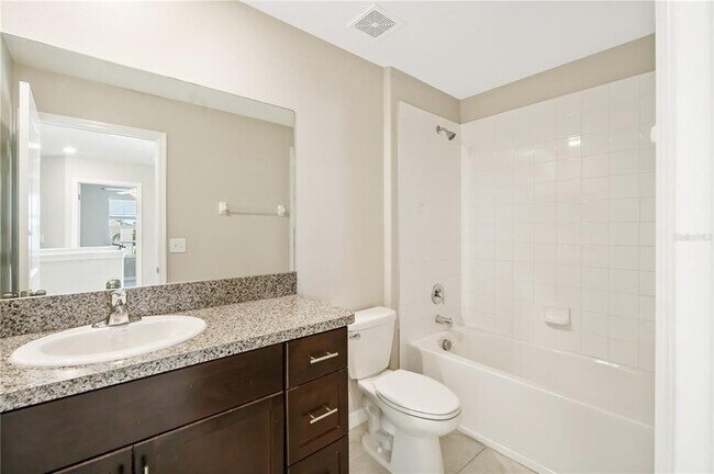 Building Photo - 7028 Samuel Ivy Dr