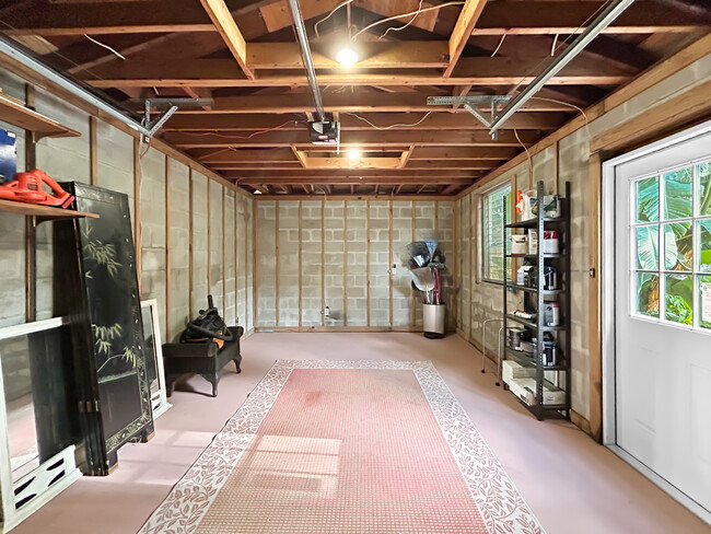 Building Photo - 3303 N Perry Ave