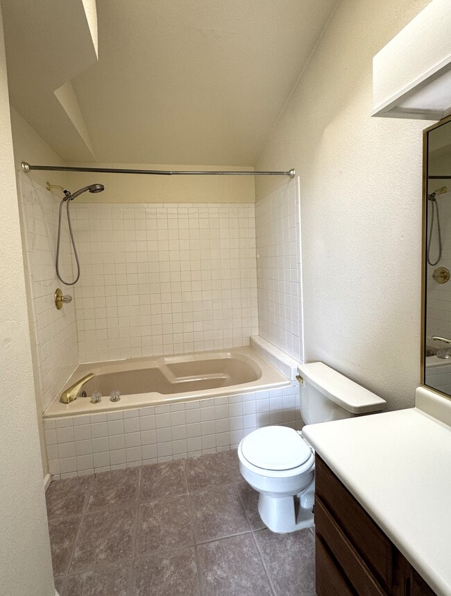 Building Photo - 9362 W Coal Mine Ave