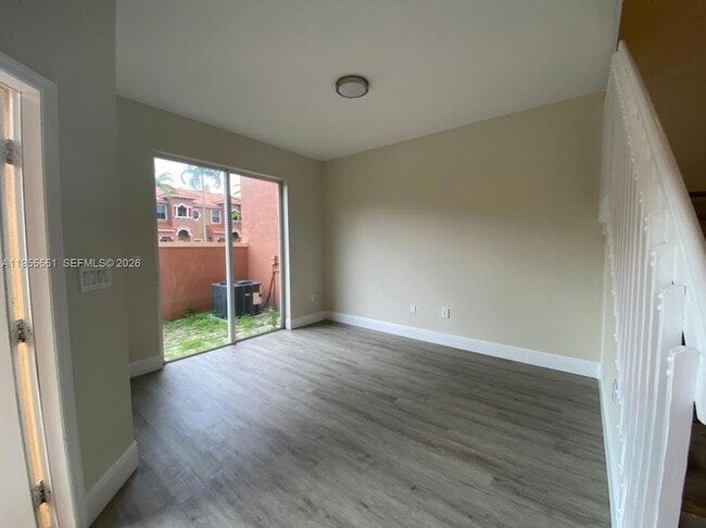 Building Photo - 611 SW 107th Ave