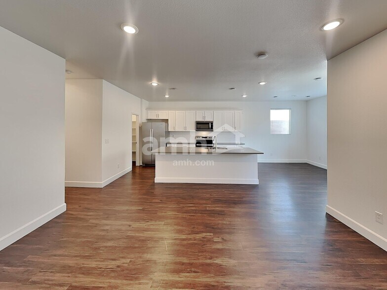 Building Photo - 2754 Hot Cider Ave