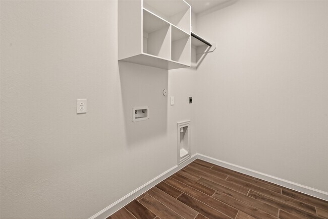 Building Photo - 407 Mercury Sky Rd