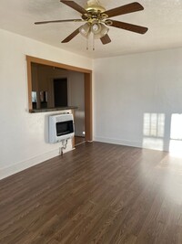 Building Photo - 1 bedroom/1 bath apartment in Elko