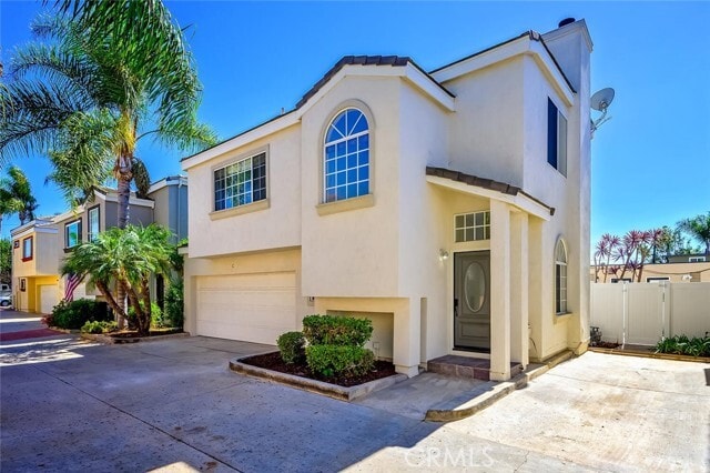 Building Photo - 2525 Orange Ave