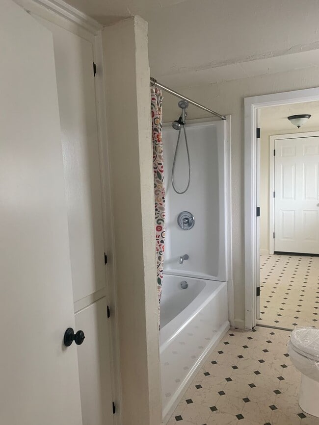 Building Photo - Good connections make all the difference