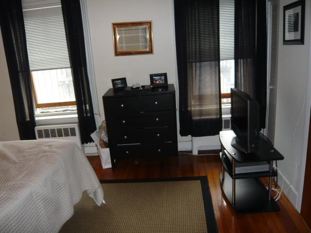 Building Photo - 435 Hanover St