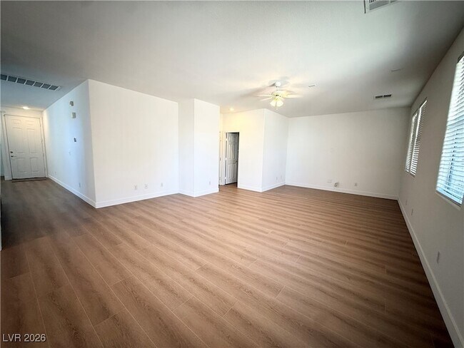 Building Photo - 11819 Magliana St