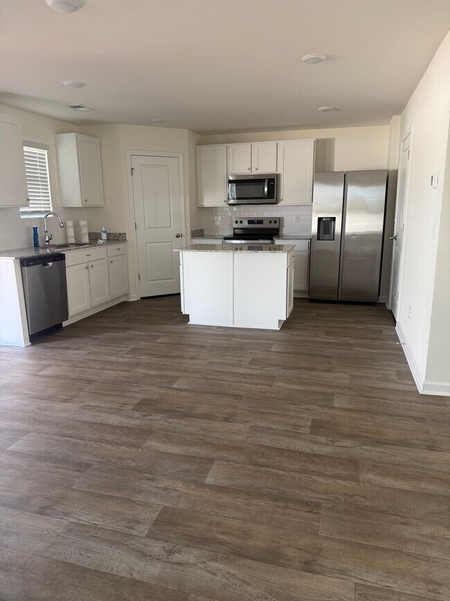 Building Photo - 6019 Willutuck Dr