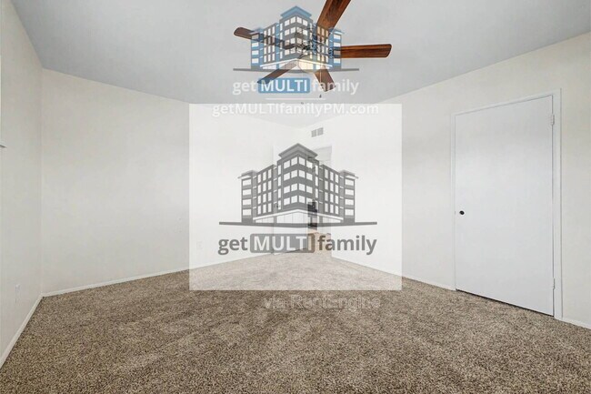 Building Photo - 4325 N 26th St