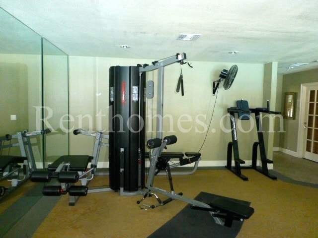 Building Photo - Rancho Bernardo, 14936 Avenida Venusto #15...