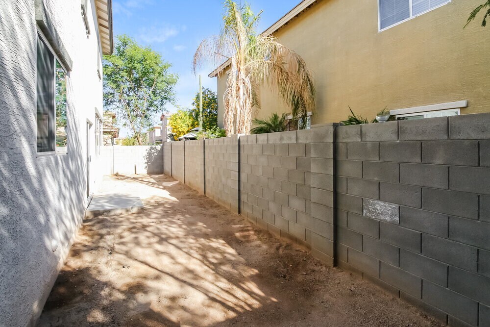 Building Photo - 7509 S 27th Way