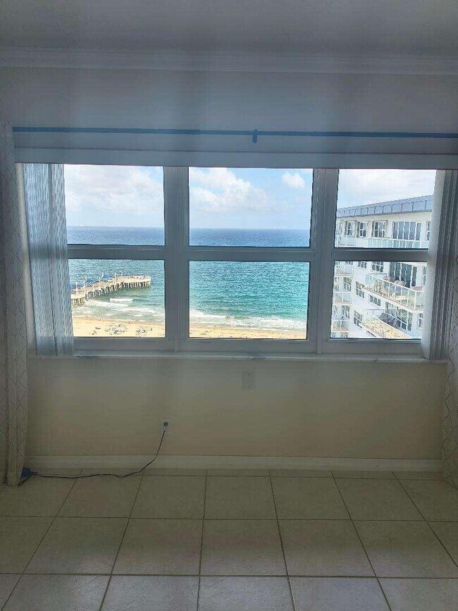 Building Photo - 111 N Pompano Beach Blvd