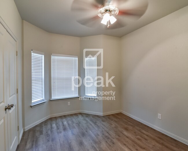 Building Photo - $1950! 3Bed/2Bath home in Fort Worth!