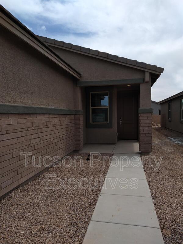 Building Photo - 10683 W Dickerson Dr