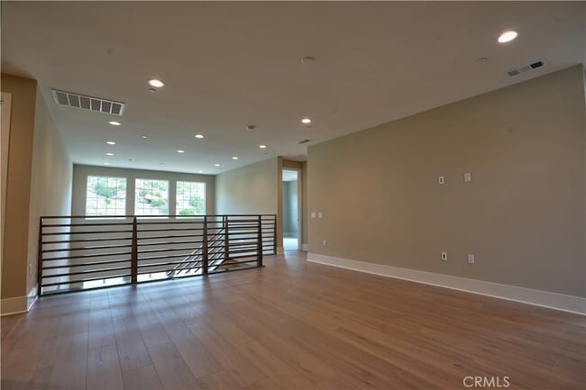 Building Photo - 6544 Canyon Oaks Dr