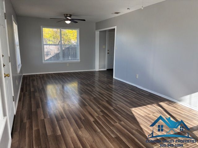 Building Photo - 1620 Austin St