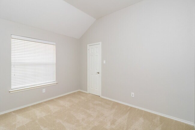 Building Photo - 7824 Blossom Dr