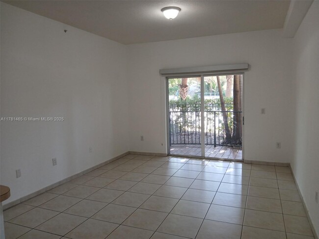 Building Photo - 7230 NW 114th Ave