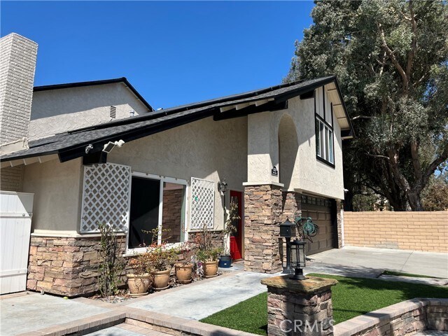 Building Photo - 11525 Java St