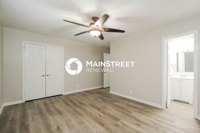 Building Photo - 3 Bedroom Pet-Friendly Home in OKLAHOMA CI...