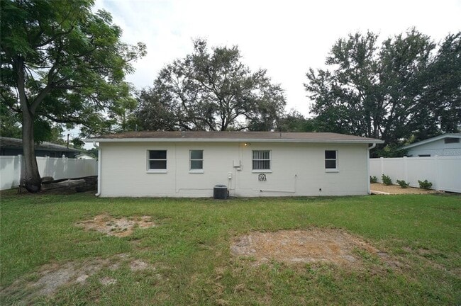 Building Photo - 3209 W Wallace Ave