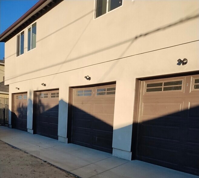 Building Photo - 6723 Vineland Ave