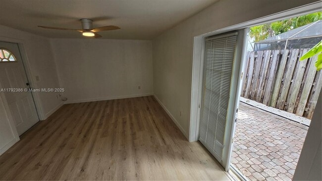 Building Photo - 1448 NE 24th Ct