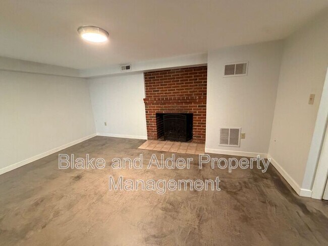 Building Photo - 2023 NE Liberty St