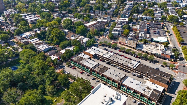 Building Photo - 1516 N Clayton St
