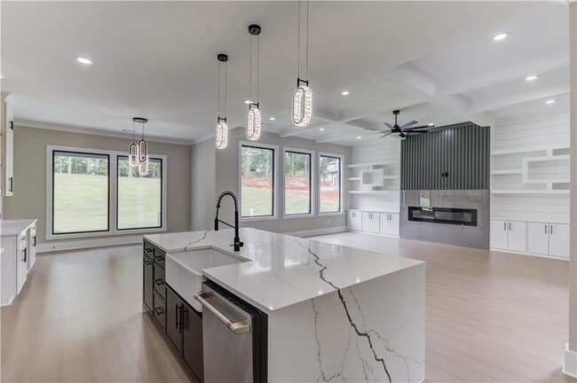 Building Photo - 37 Deer Cyn Dr