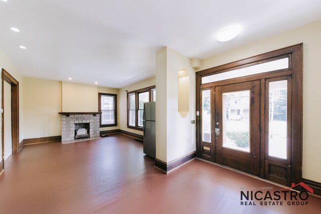 Building Photo - 184 Frambes Ave