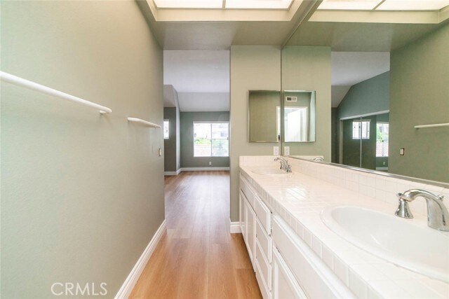 Building Photo - 30 Terra Vista