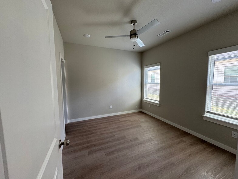 Interior Photo - Farmington Hills Duplexes