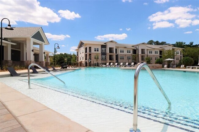 Building Photo - 300 Hwy 81