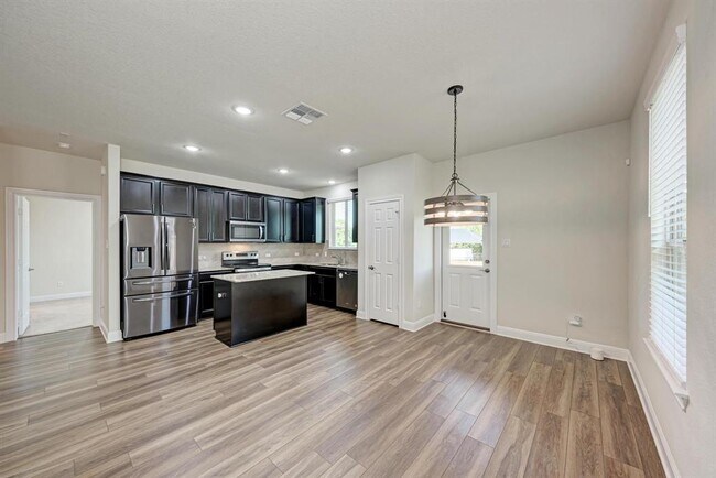 Building Photo - 120 Snowy Plover Ln