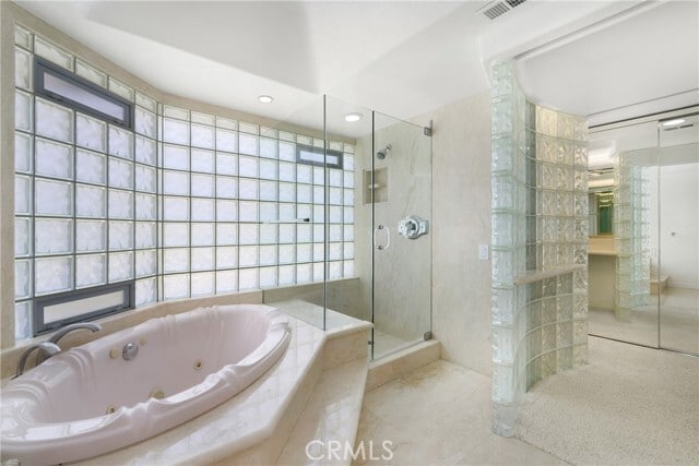 Building Photo - 33 Montecito Dr