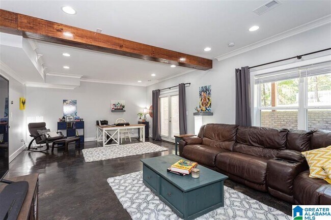 Building Photo - 1011 Creel Dr