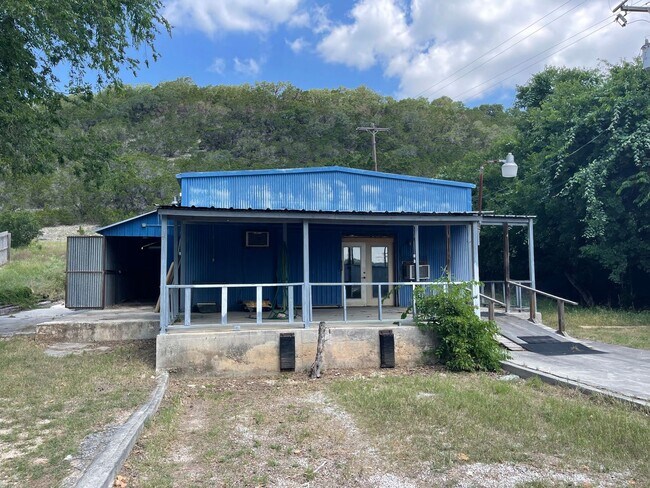 Building Photo - 1910 FM 2673 (SHOP)
