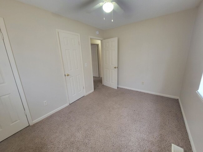 Building Photo - 308 Shellnut Ave
