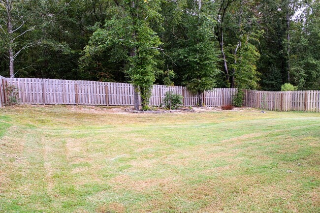 Building Photo - 4 Bedroom Near Fort Eisenhower