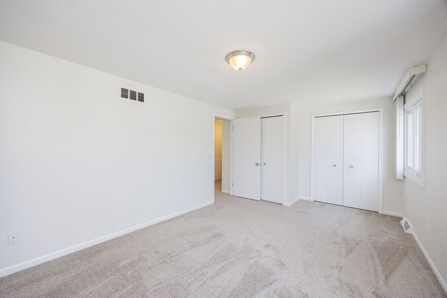 Building Photo - 1717 Nakota Rd