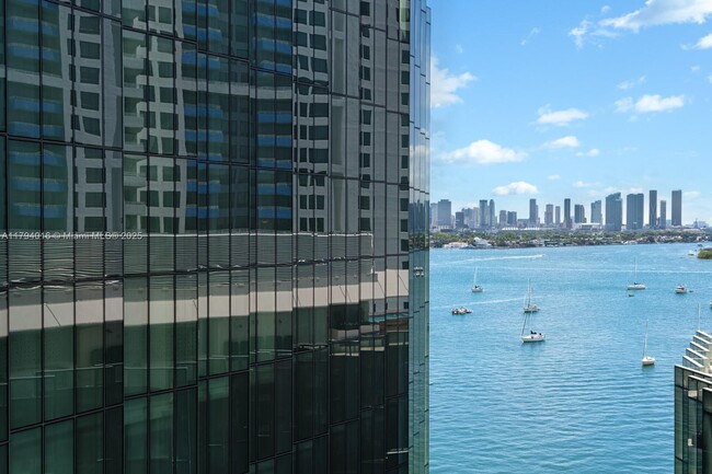 Building Photo - 1300 Monad Ter