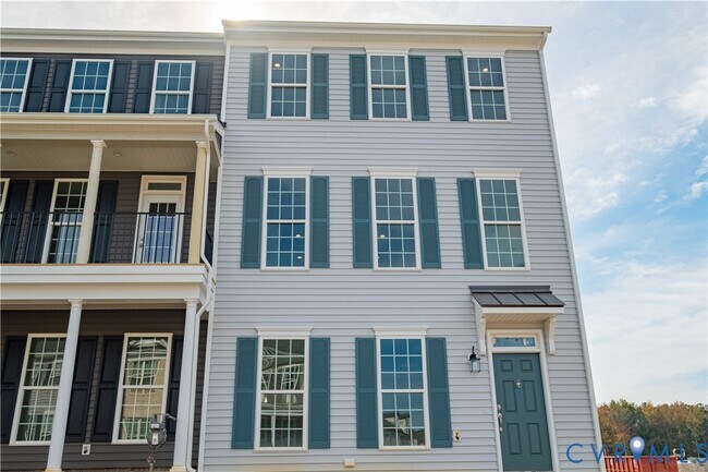 Building Photo - 15225 Dunton Ave