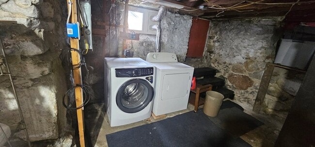 Building Photo - 6 Eastern Ave