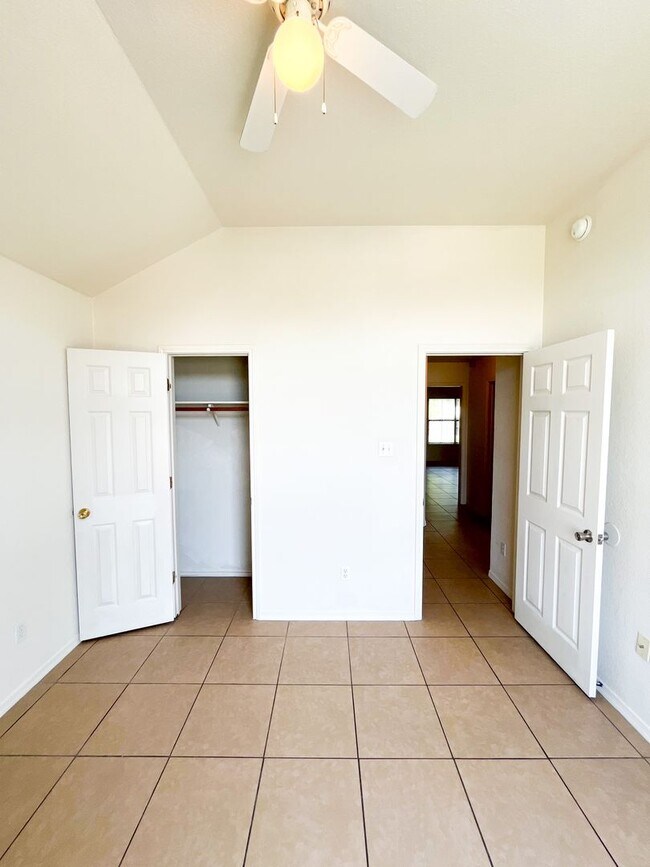 Building Photo - Available NOW!!!! Open floor plan features living room with fireplace, dining area, and large kit...