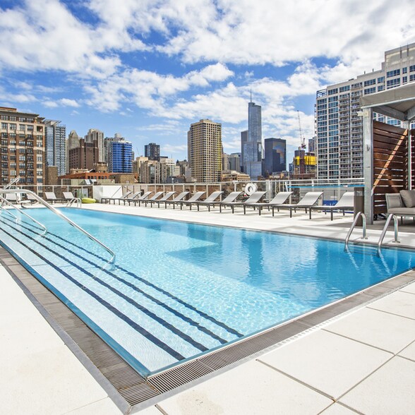 Building Photo - 247 W Chestnut St